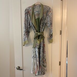 One Hundred Stars London Robe